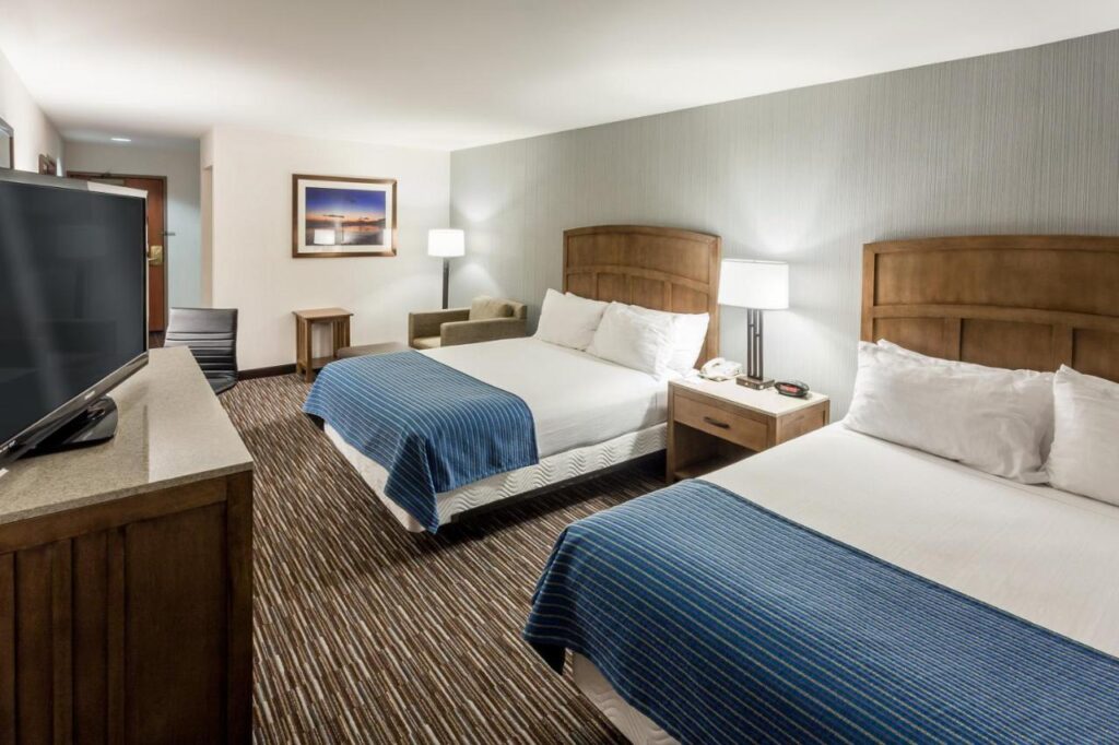 Holiday Inn Express & Suites Carpinteria by IHG - Image 3