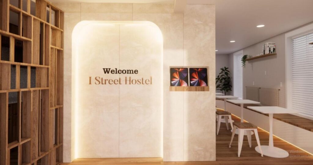 I Street Capsule Hostel - Image 3