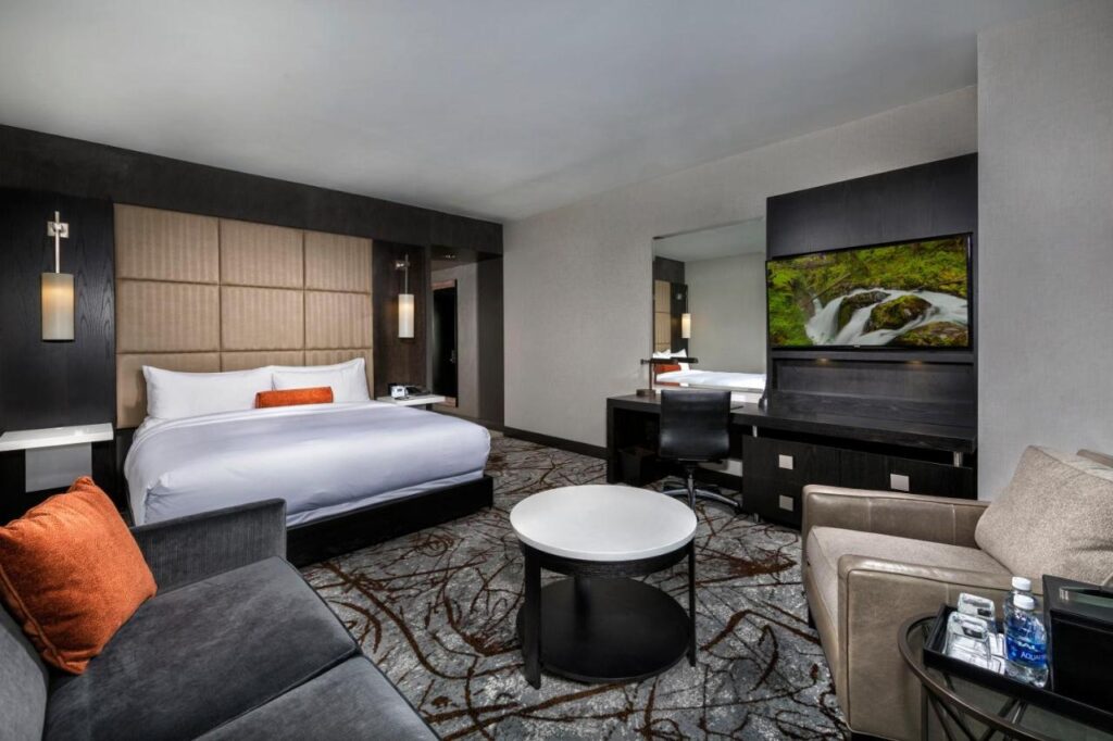 The Hotel at the University of Maryland - Image 2