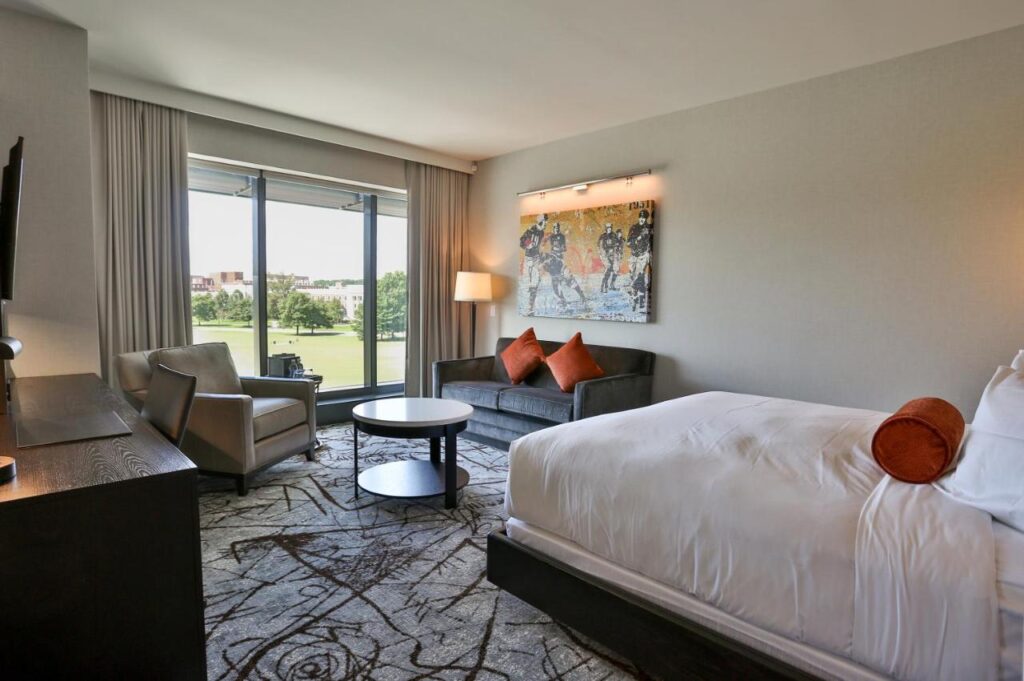 The Hotel at the University of Maryland - Image 6