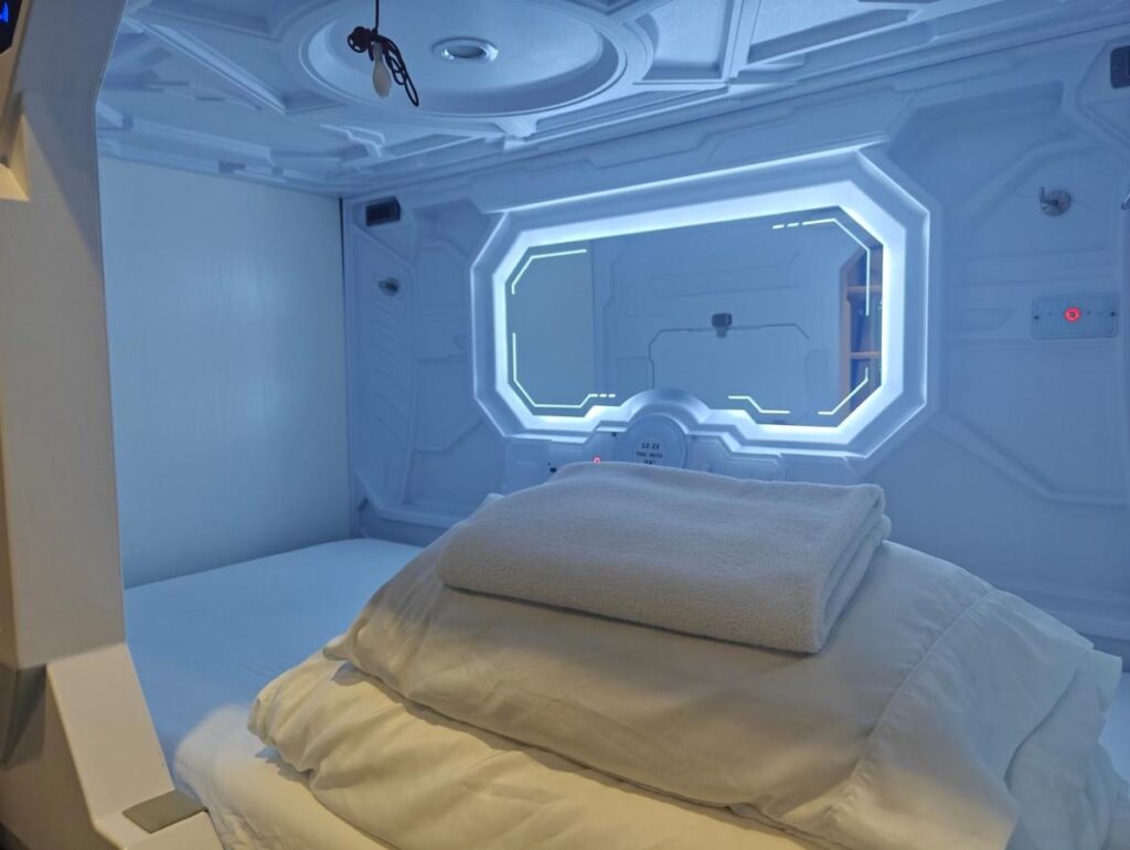 U Street Capsule Hostel - Image 2