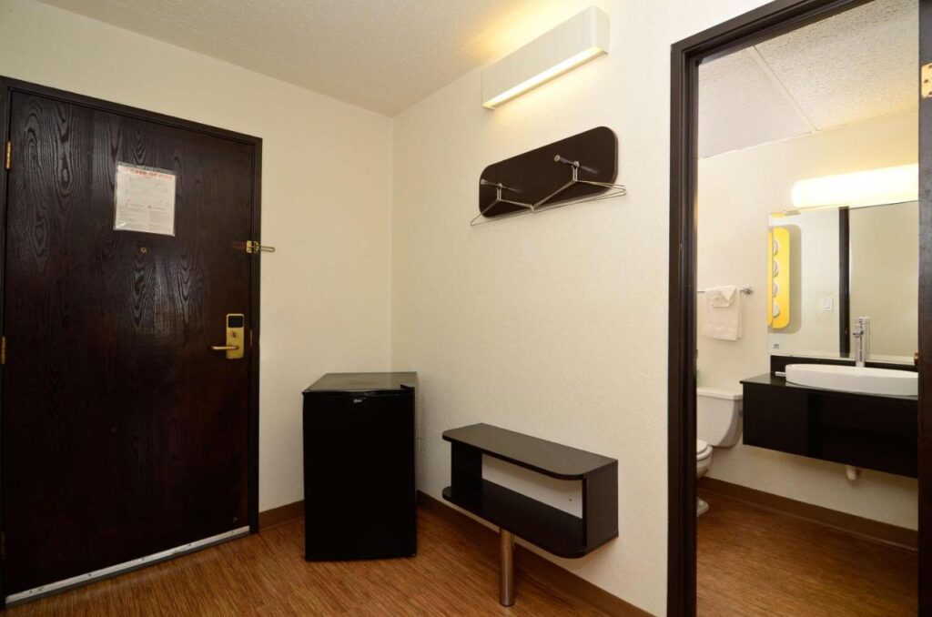 Motel 6-South Haven, KS - Image 4