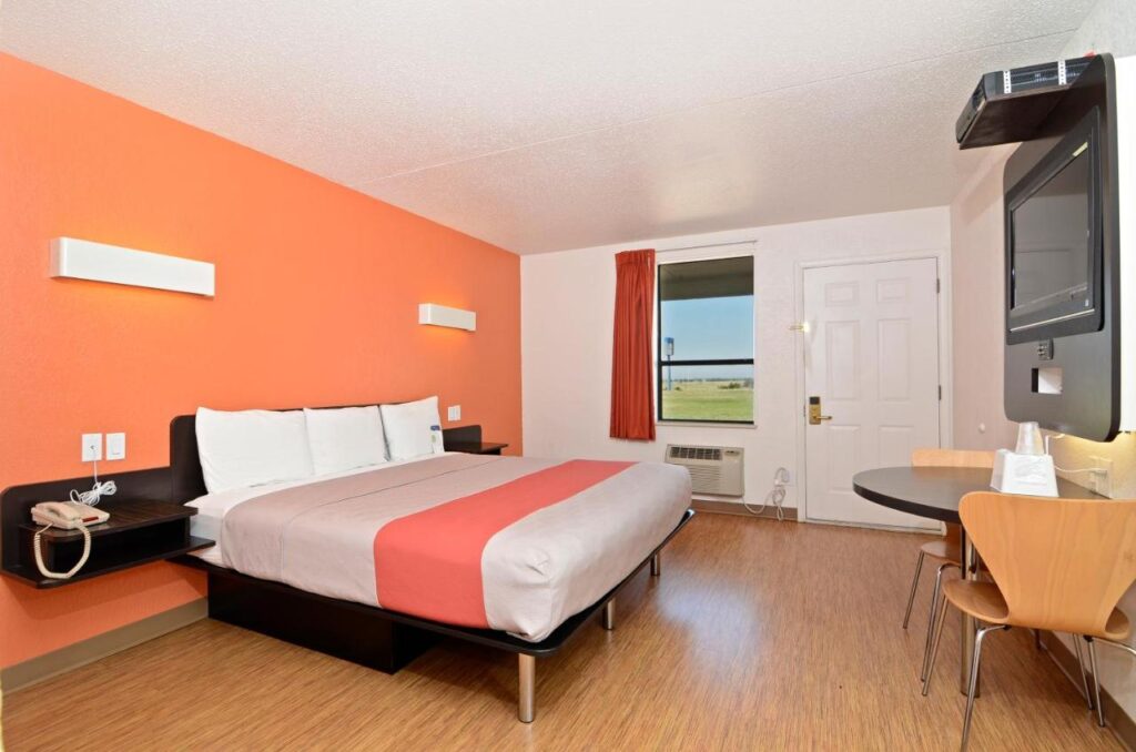 Motel 6-South Haven, KS - Image 5