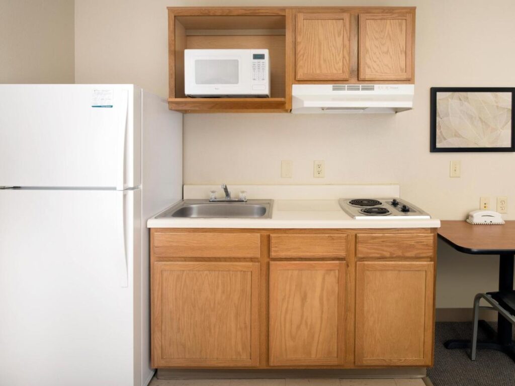Studio 6 Extended Stay Wichita South KS - Image 3