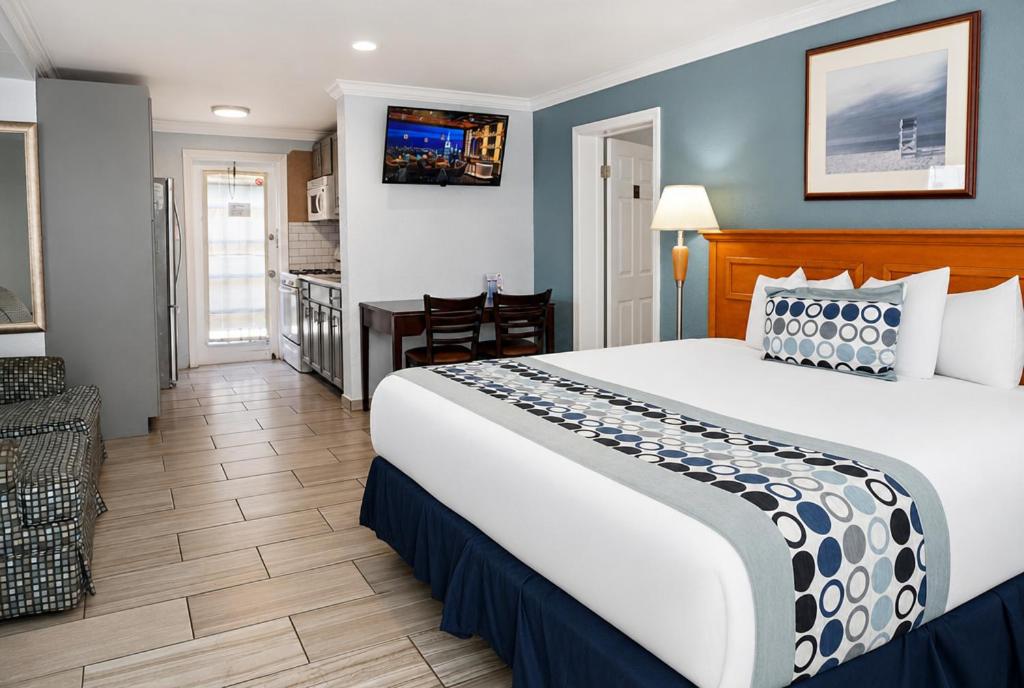 Sunset Beach Hotel - Image 4