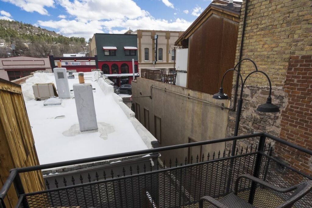 Red Garter Inn - Image 6