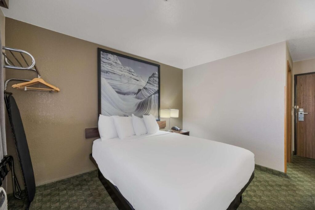 SureStay Hotel by Best Western Williams - Grand Canyon - Image 4