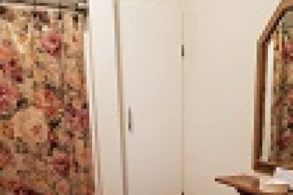Aldrich House Bed & Breakfast - Image 5