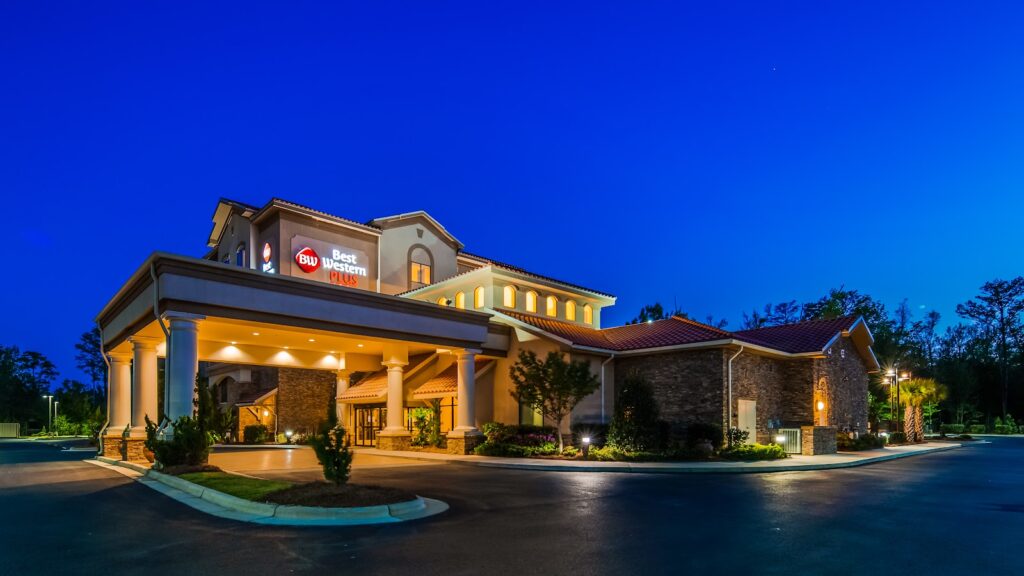Best Western PLUS Westgate Inn and Suites - Image 5