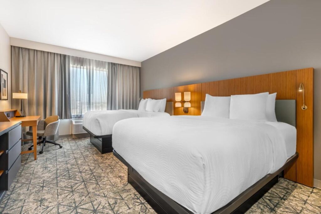 Country Inn & Suites by Radisson, Amarillo Central - Image 4