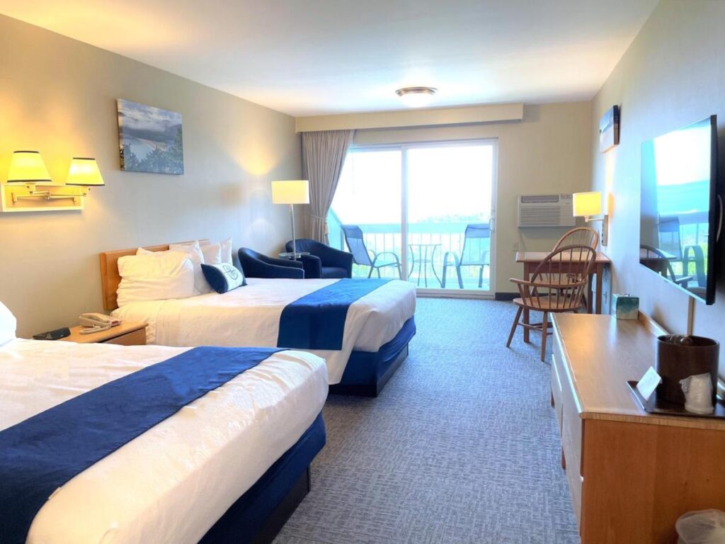Atlantic Eyrie Lodge - Image 3