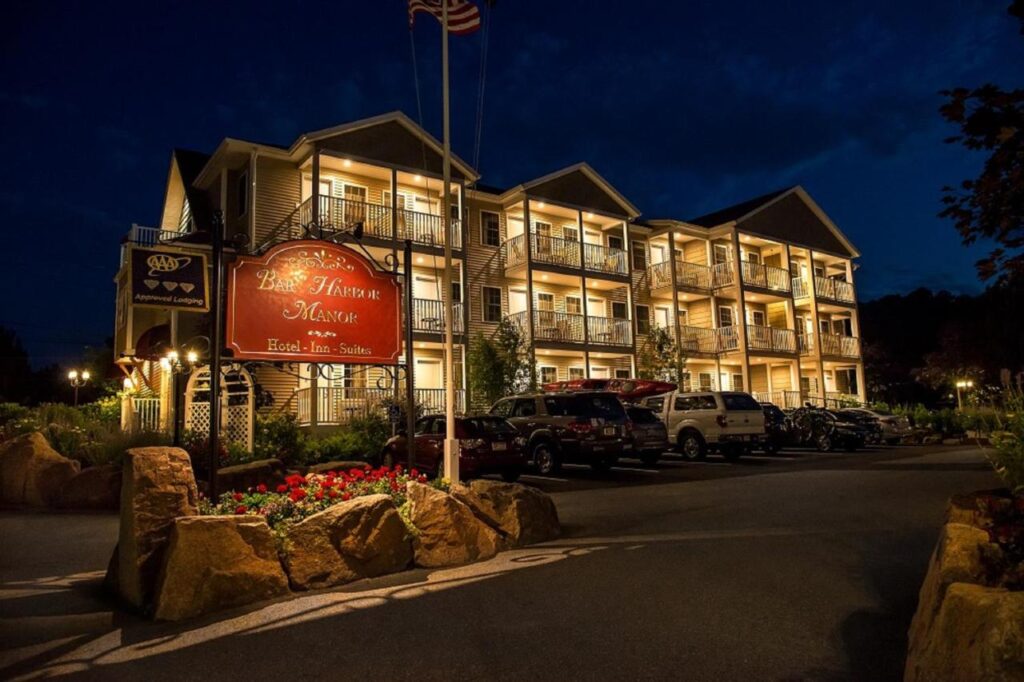 Bar Harbor Manor - Image 1