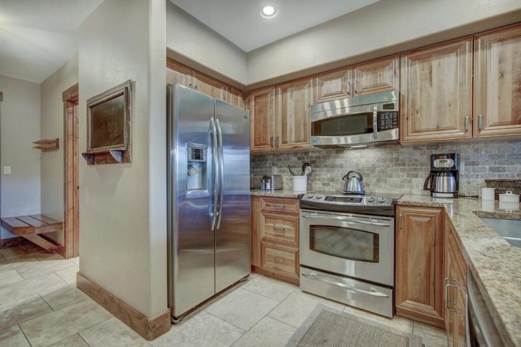 Crystal Peak Lodge, A Vail Resorts Property - Image 4