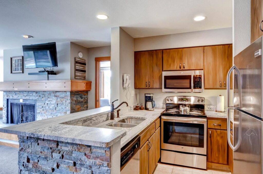 Lakeside Village by Vail Resorts - Image 4