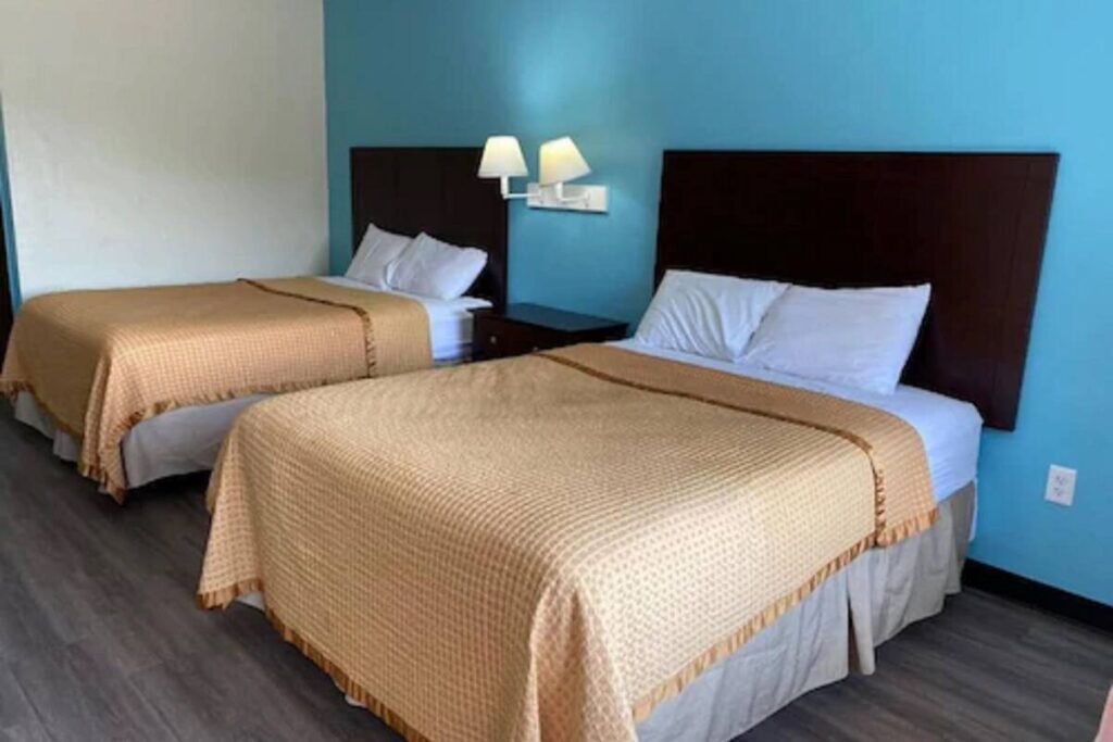 Havelock inn & suites - Image 5