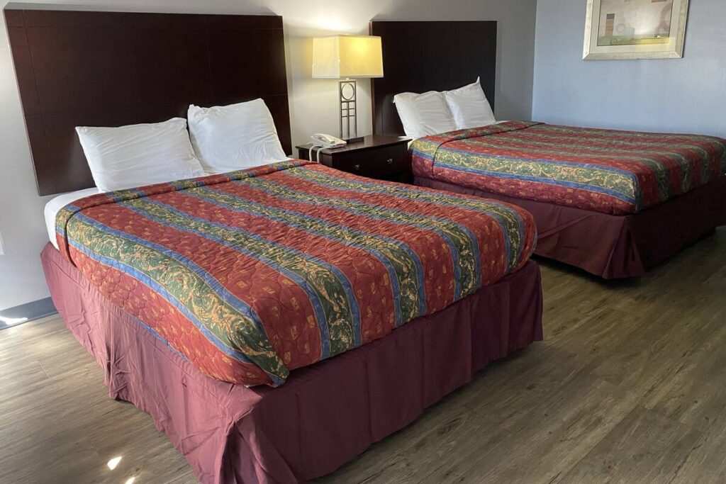 Havelock inn & suites - Image 6