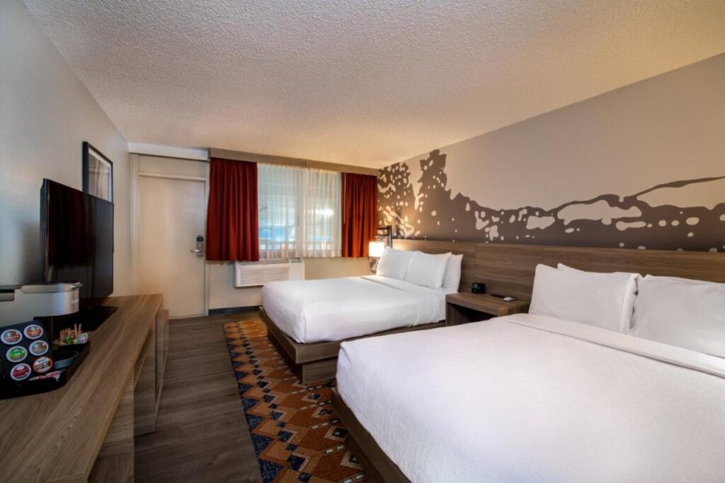 Holiday Inn Estes Park by IHG - Image 6