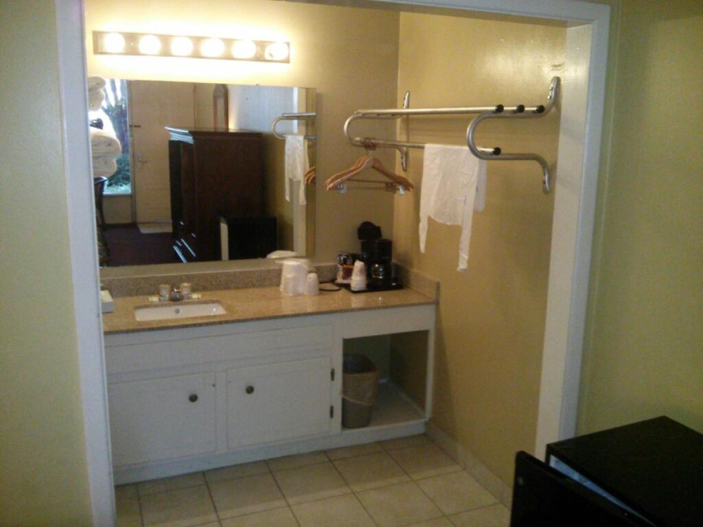 Motel 6-Florence, SC - Image 2