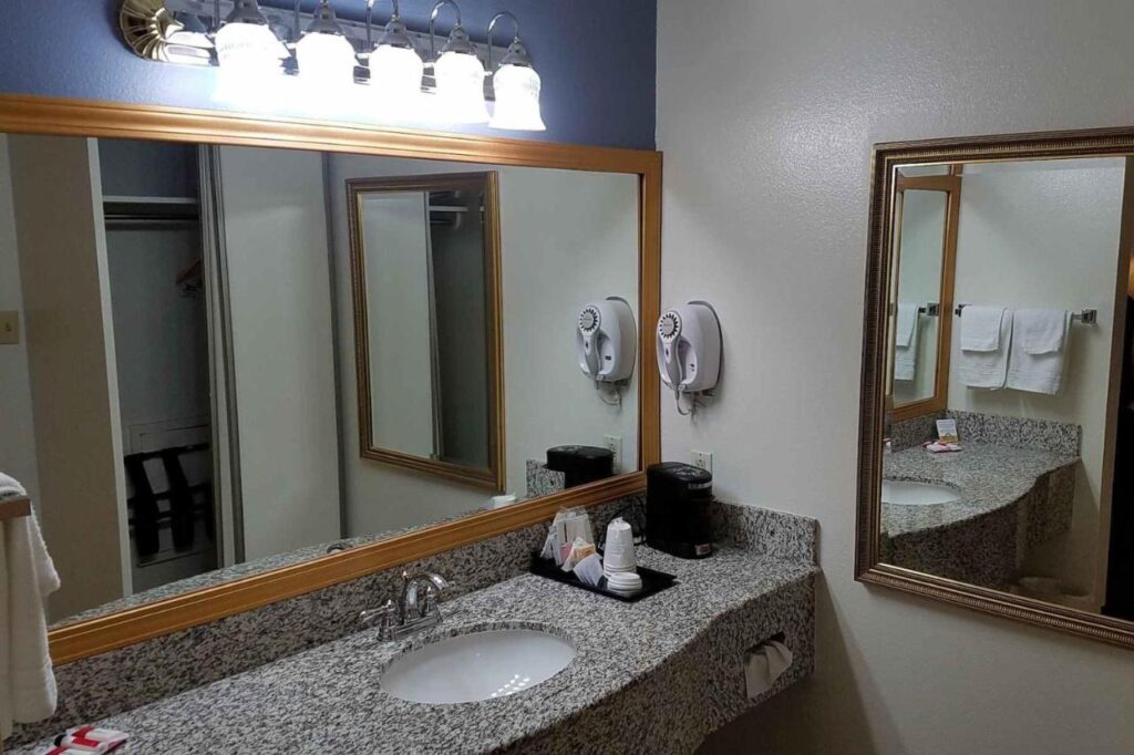 Days Inn by Wyndham Grand Junction - Image 2