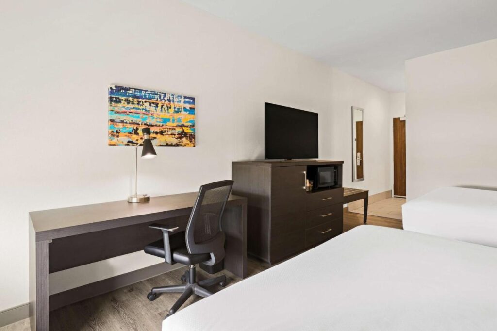 Best Western Iowa - Lake Charles East - Image 5