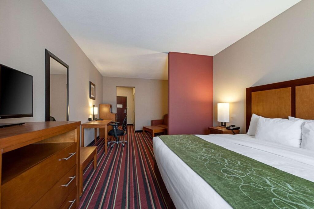 Comfort Suites Sulphur-Lake Charles - Image 3