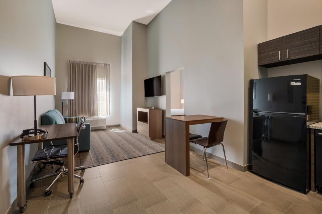 Hawthorn Extended Stay by Wyndham Sulphur Lake Charles - Image 3