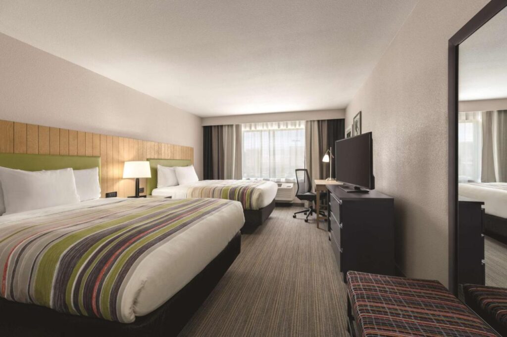 Country Inn & Suites by Radisson, Lubbock Southwest, TX - Image 6