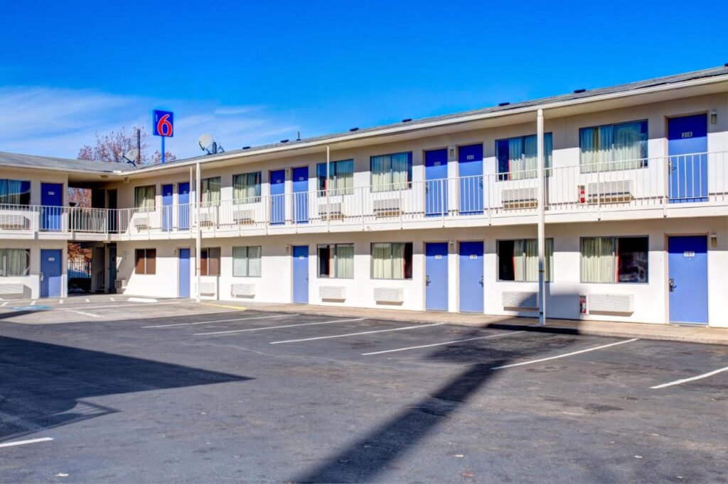 Motel 6-Murfreesboro, TN - Image 1
