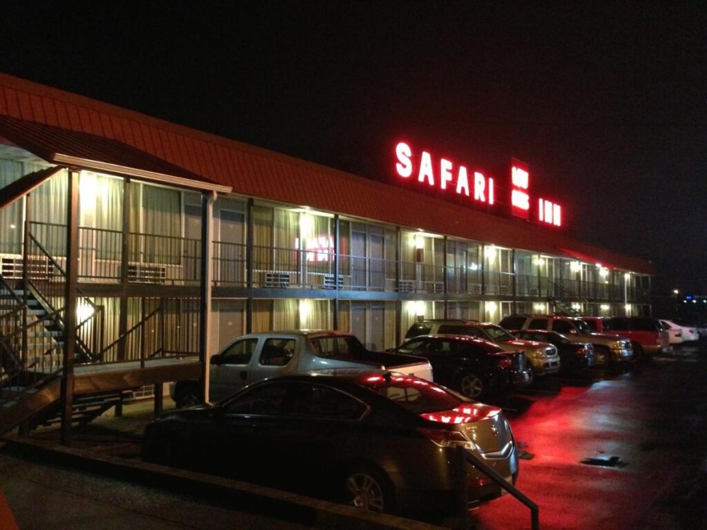 Safari Inn - Murfreesboro - Image 1
