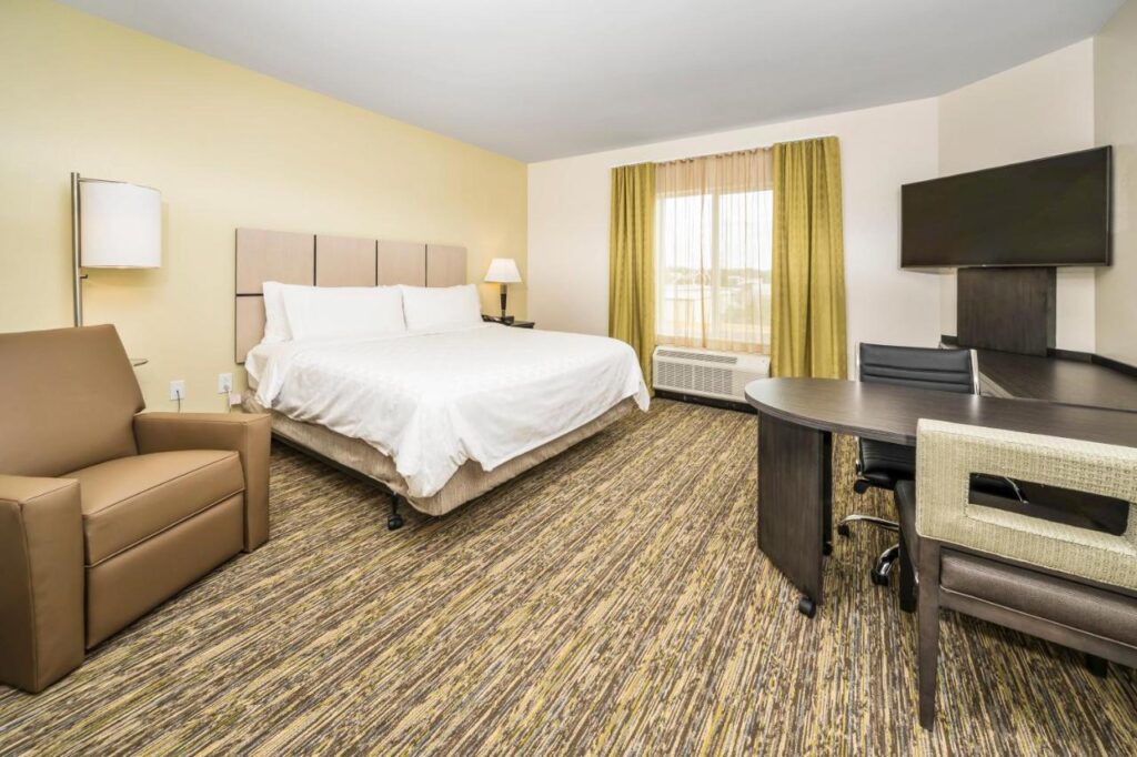 Candlewood Suites - Ft Walton Bch - Hurlburt Area by IHG - Image 3