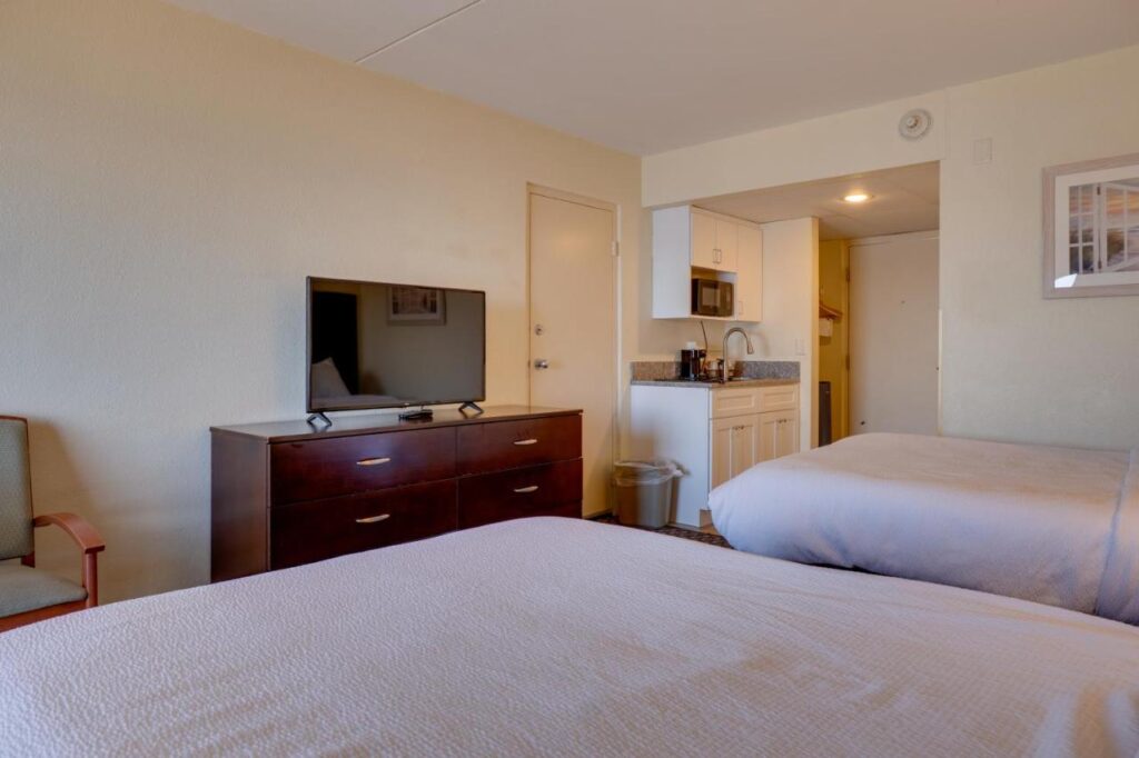 The Bay Resort - Image 5