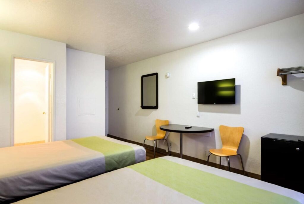 Motel 6-Santa Fe, NM - Downtown - Image 6