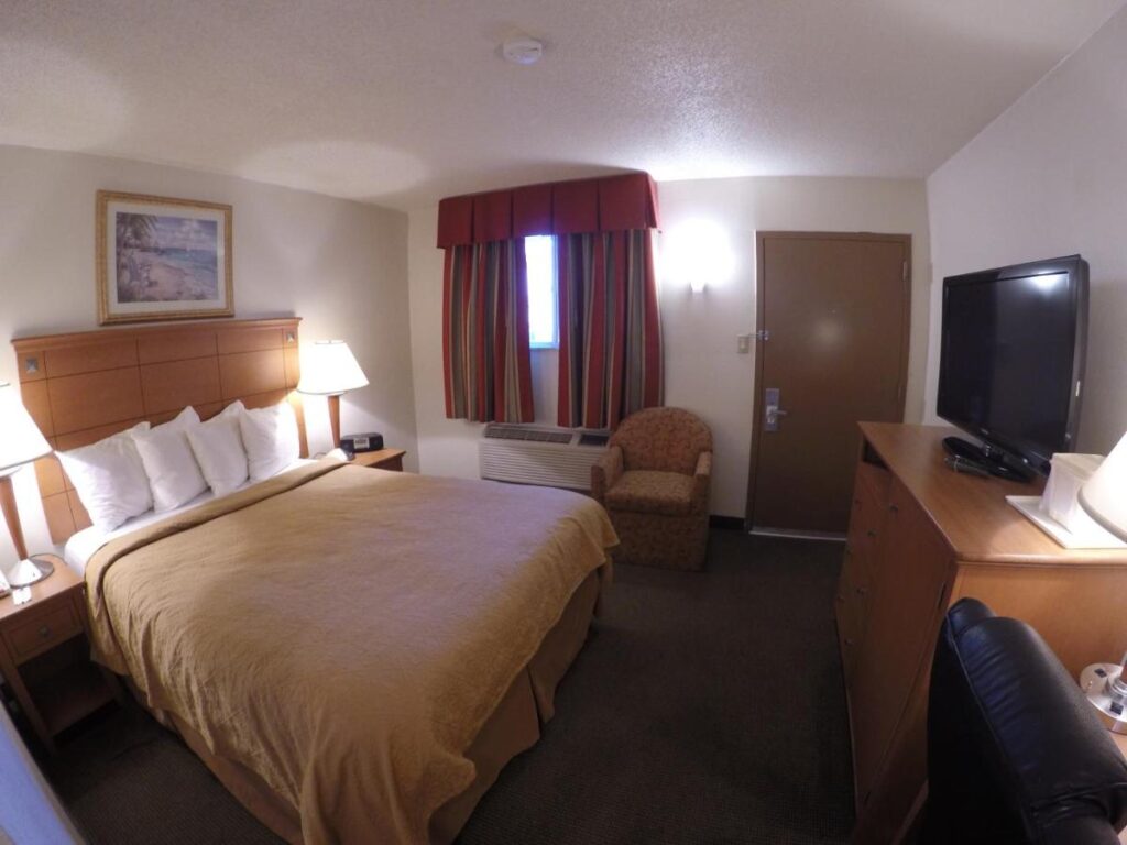 Rodeway Inn Point Pleasant Beach - Image 4
