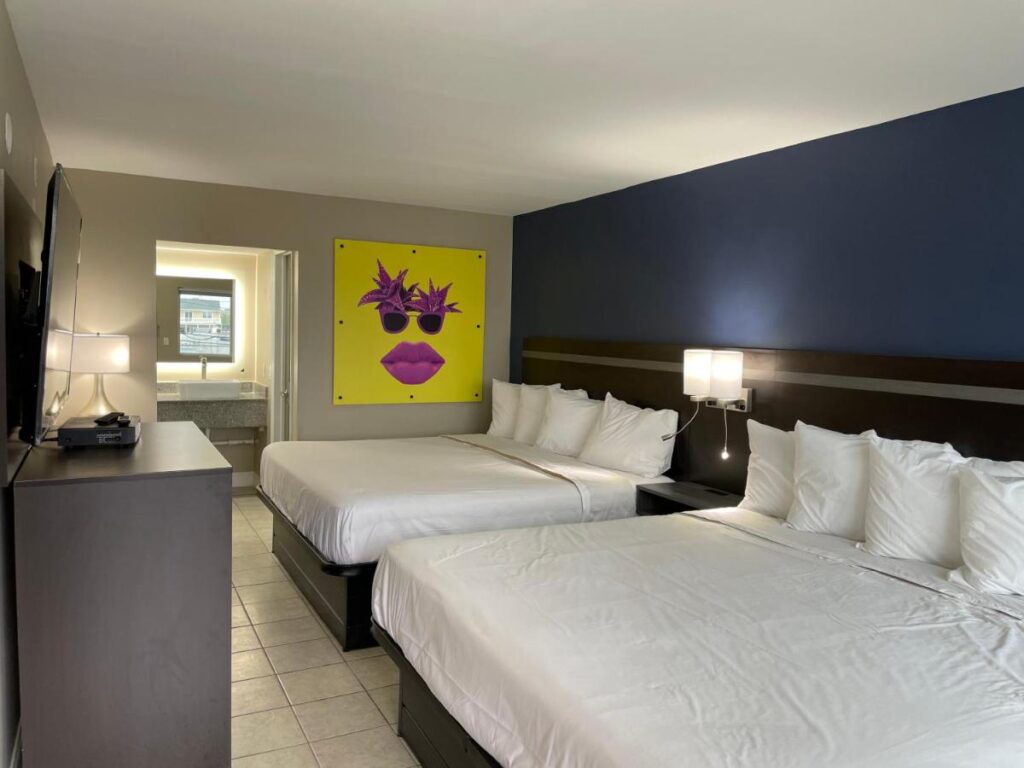 Seaside Sands Inn - Image 1
