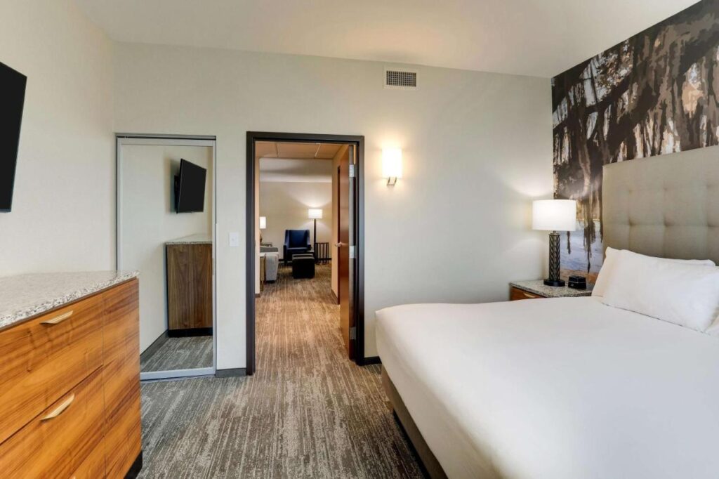 Drury Plaza Hotel Tallahassee - Image 3