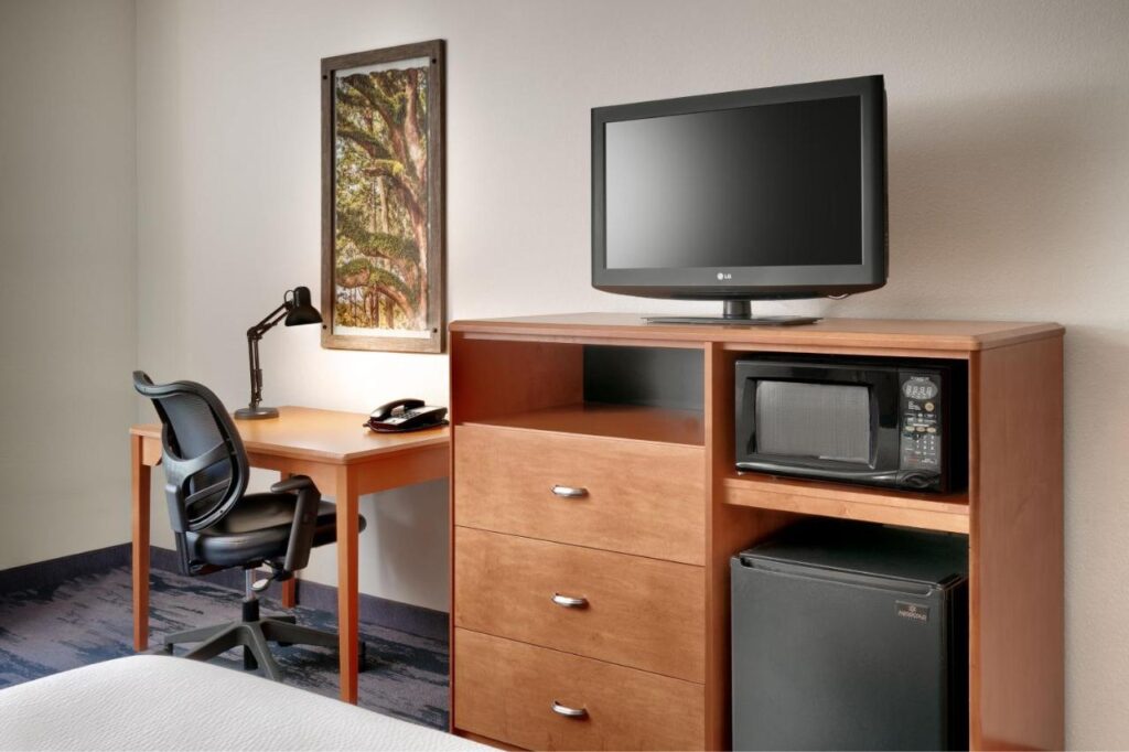 Fairfield Inn & Suites by Marriott Tallahassee Central - Image 3