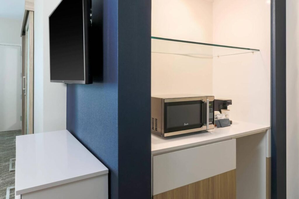 SpringHill Suites by Marriott Tallahassee North - Image 2