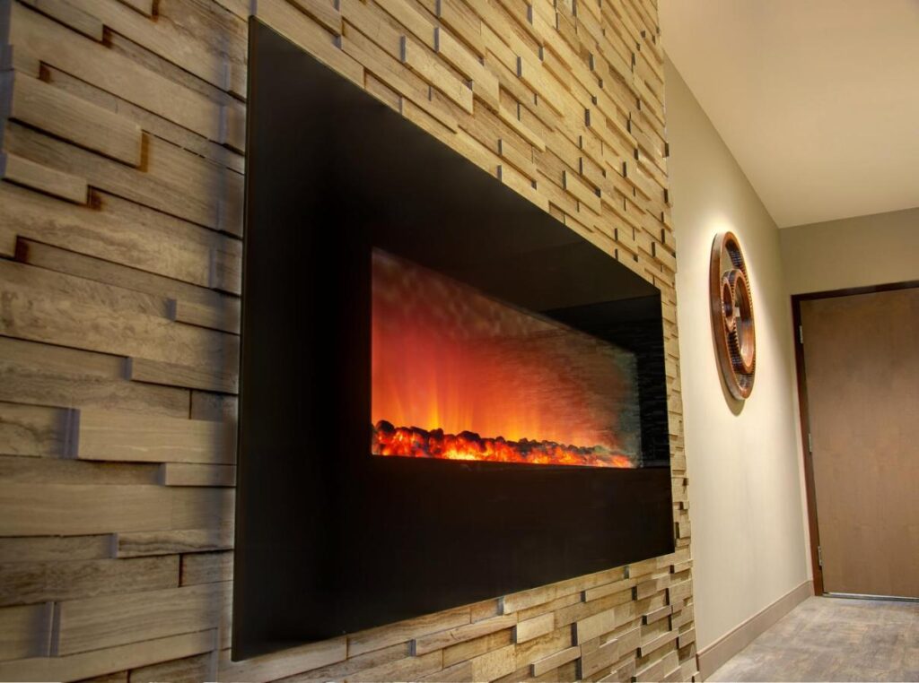 Hotel Indigo Traverse City by IHG - Image 2