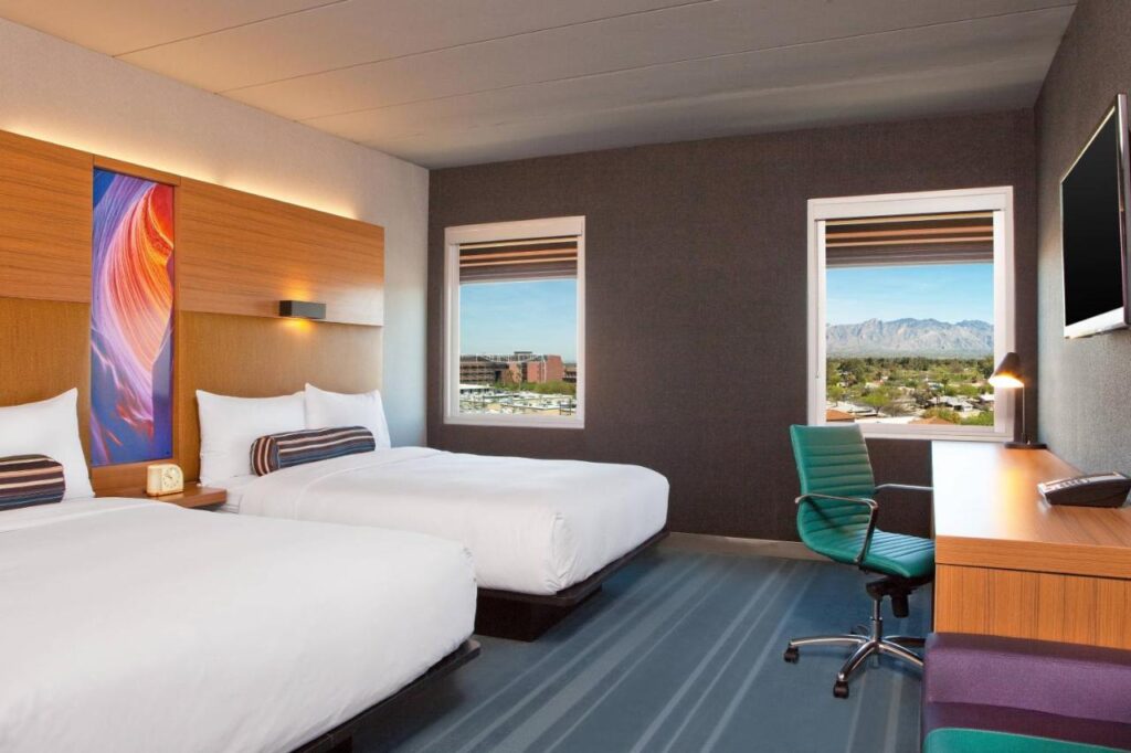 Aloft by Marriott Tucson University - Image 4