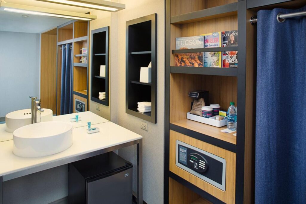 Aloft by Marriott Tucson University - Image 5