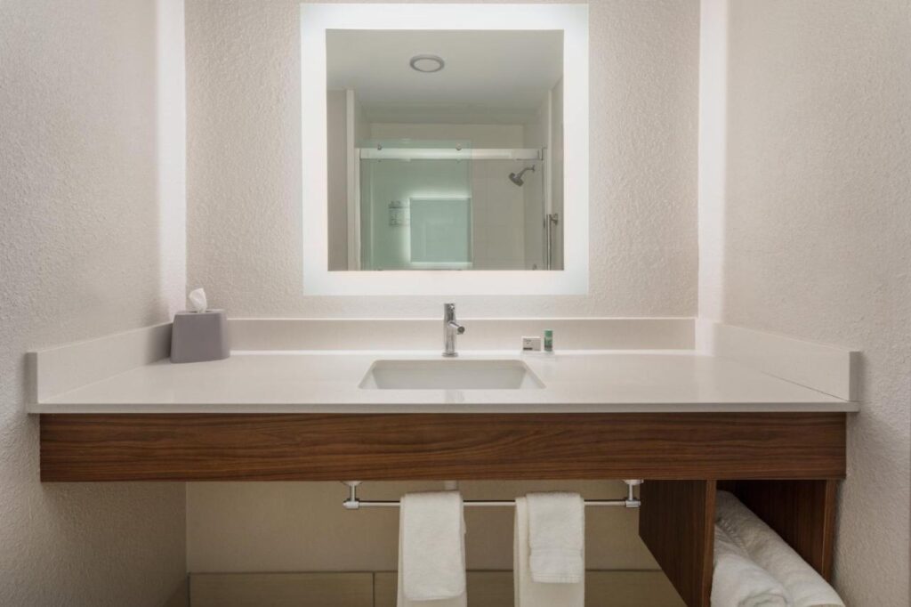 Holiday Inn Express & Suites Tucson North - Marana, by IHG - Image 3