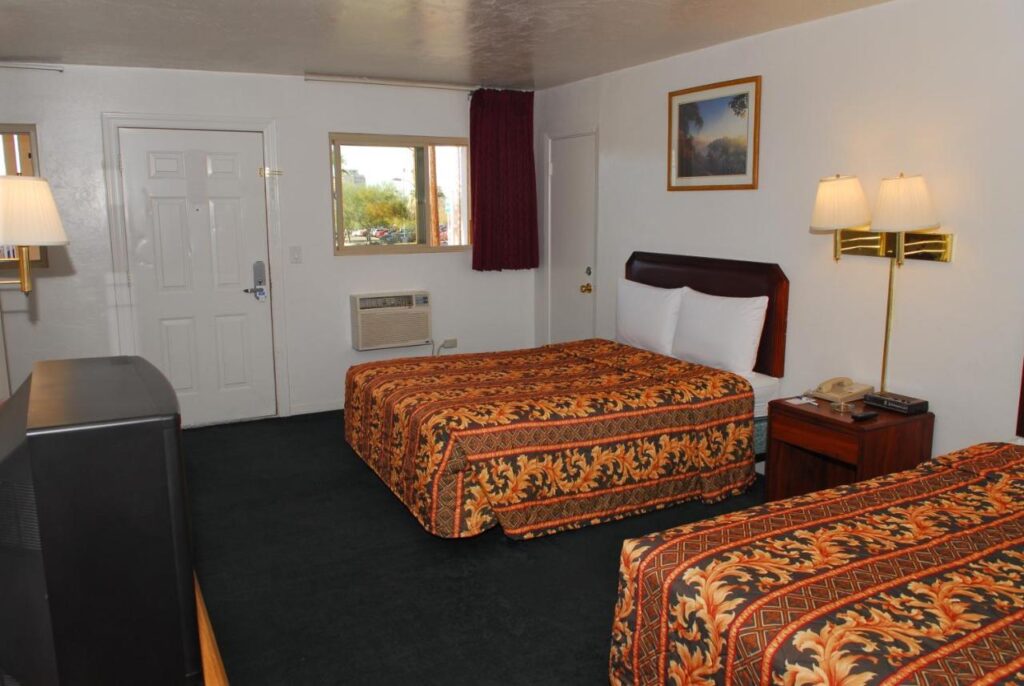 Stone Inn Extended Stay U of A - Image 6