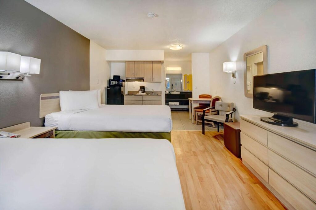 Studio 6-Tucson, AZ - Irvington Road - Image 2