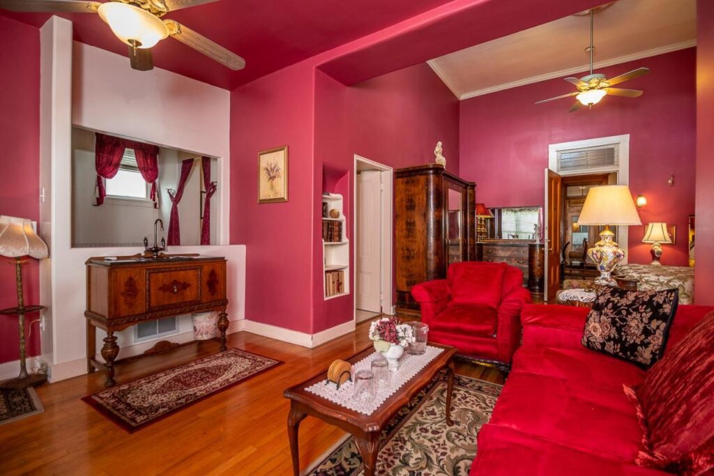 The Blenman Inn - Image 2