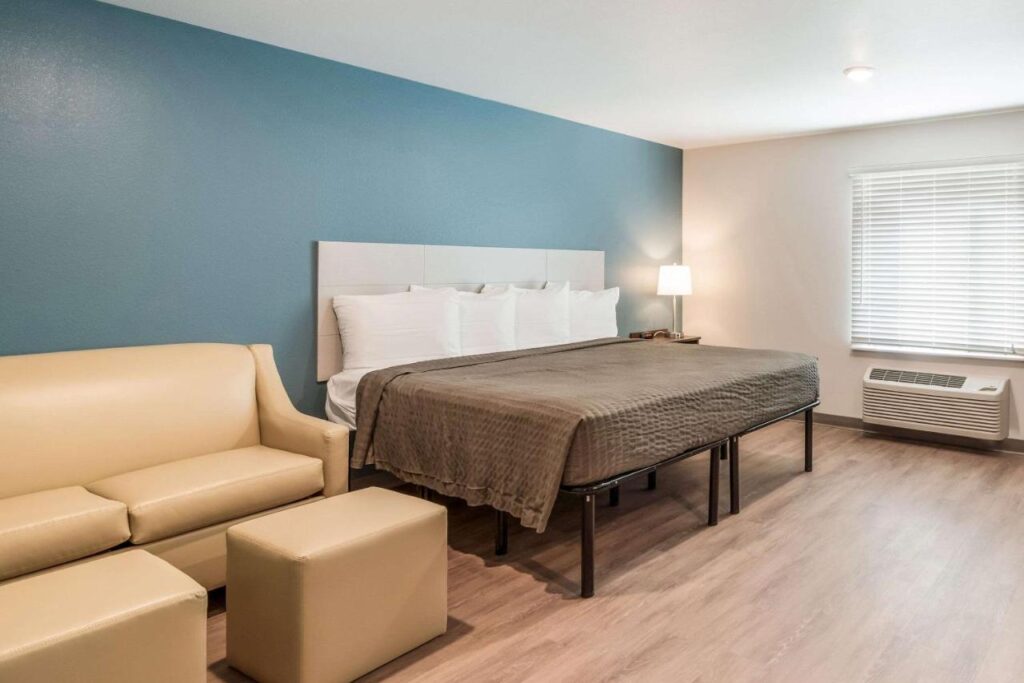 WoodSpring Suites Tucson-South - Image 2