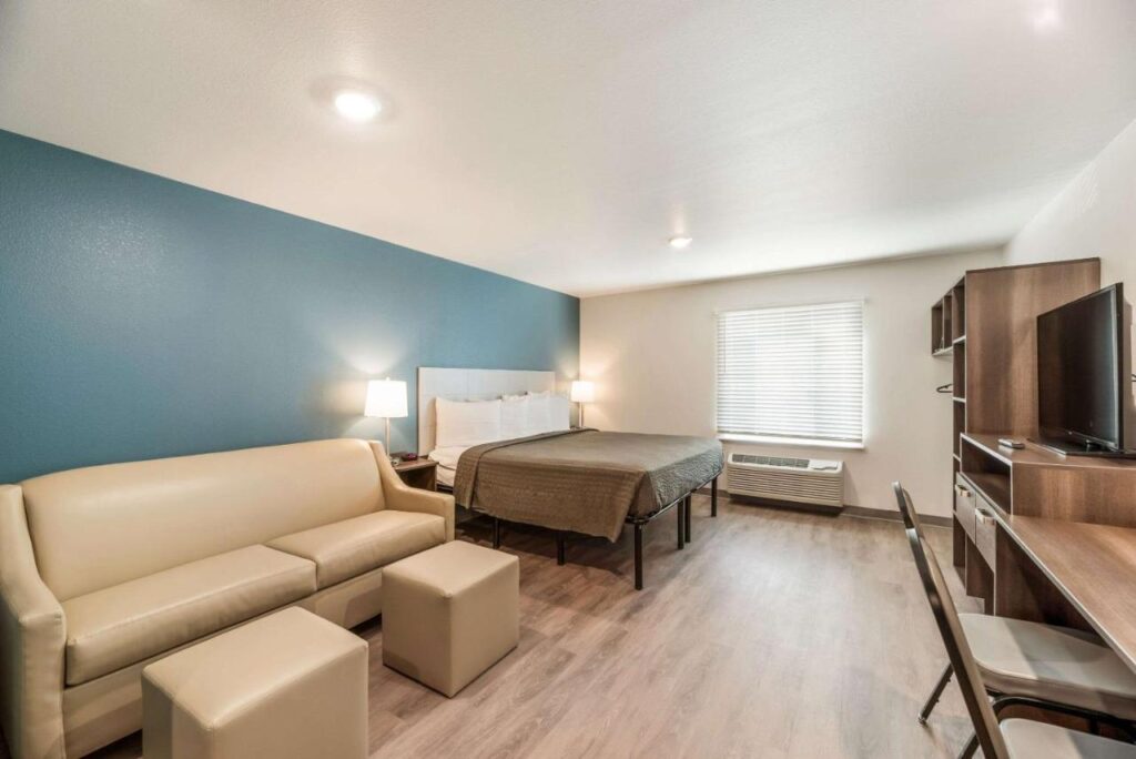 WoodSpring Suites Tucson-South - Image 3