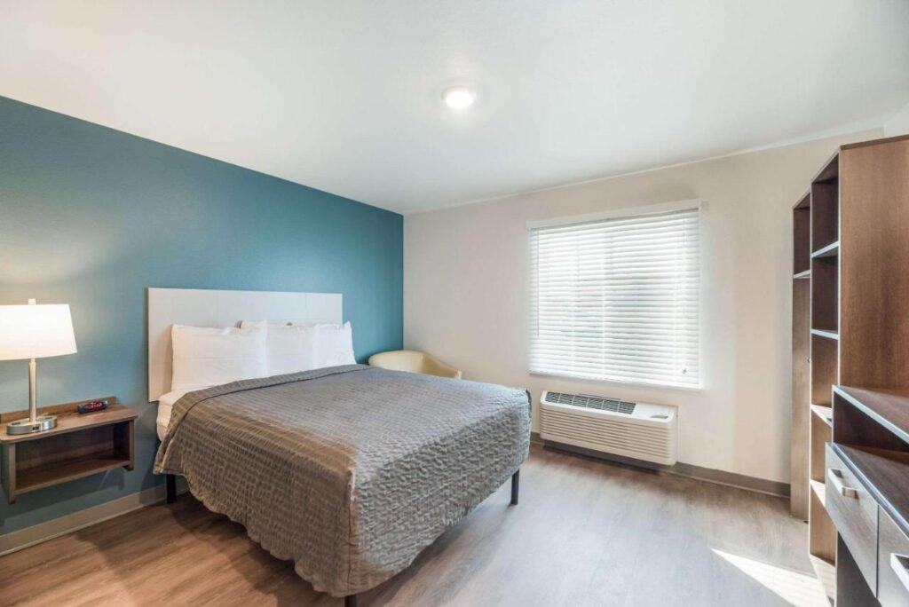 WoodSpring Suites Tucson-South - Image 4